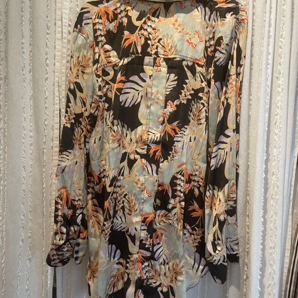 FREE PEOPLE | Printed Silky Blouse - Picture 3 of 6